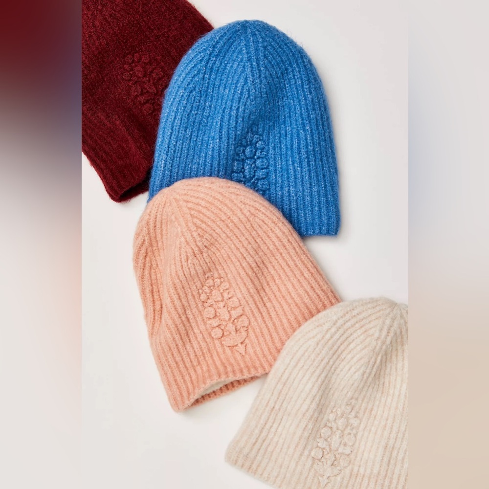FP Movement Major Mogul Beanie🔥 Peachy Pink• New